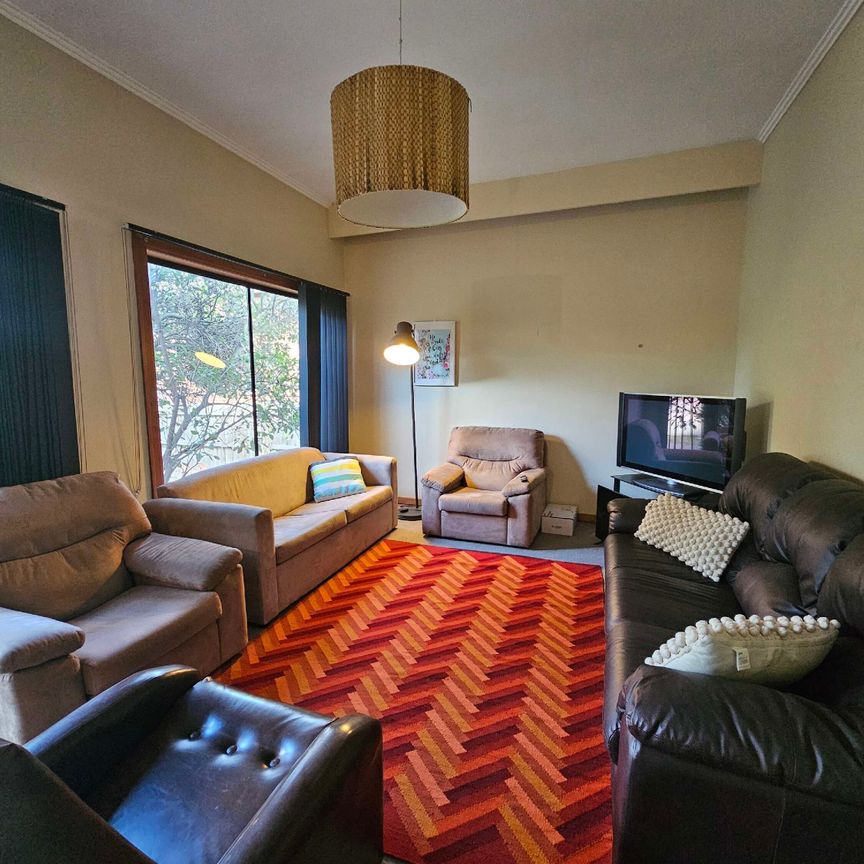Brunswick West - Photo 1