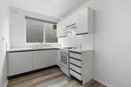 Where Lifestyle Meets Convenience – One-Bedroom Gem - Photo 4