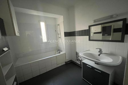 Location Appartement 3 pièces 60m² LA CIOTAT 13600 - Photo 3