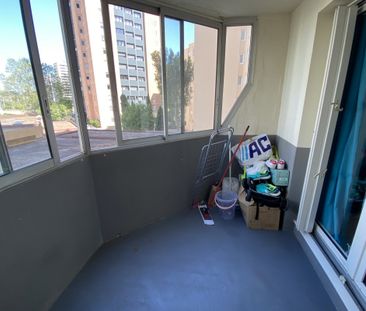 T2 33 m2 + Loggia - La Rode - Photo 6