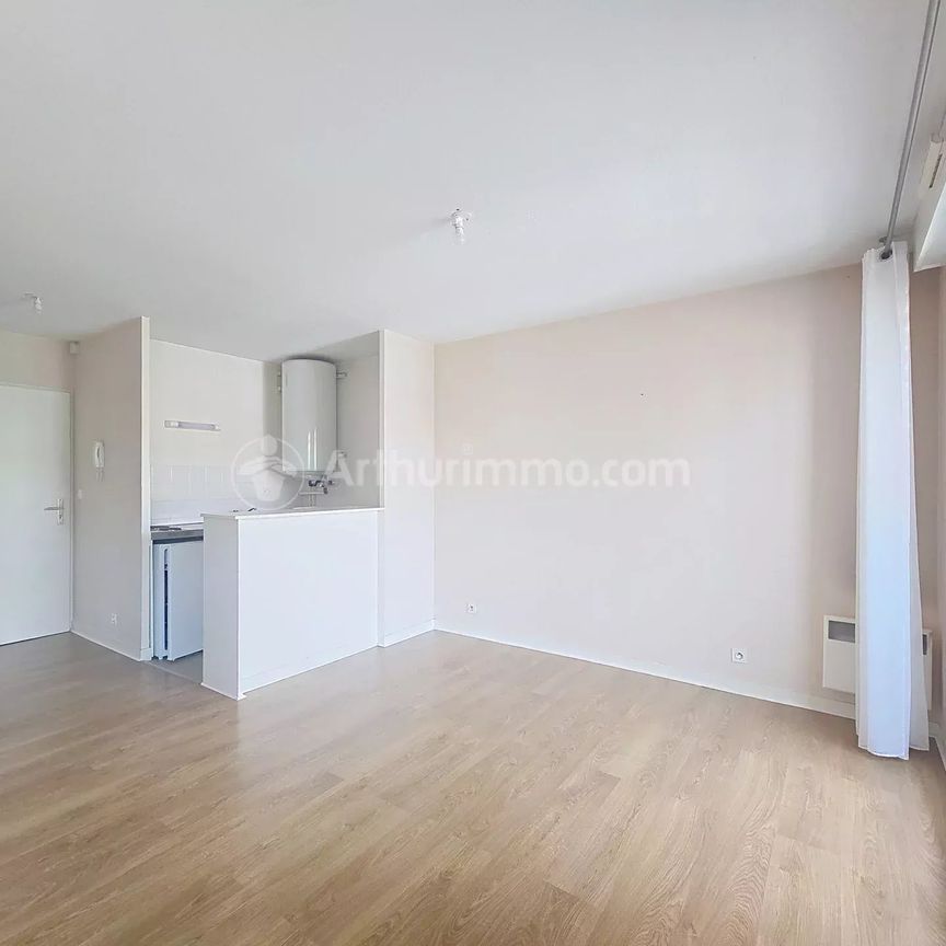 Location Appartement 1 pièce 32m² CLERMONT FERRAND 63000 - Photo 1