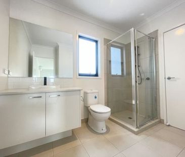 Park Fronted Poise! - Photo 6