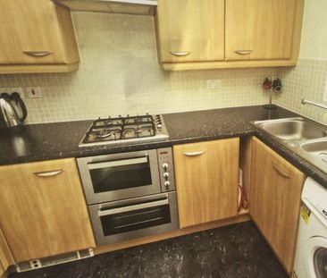 2 Bed Terraced House, Rowley Drive, NG5 - Photo 1