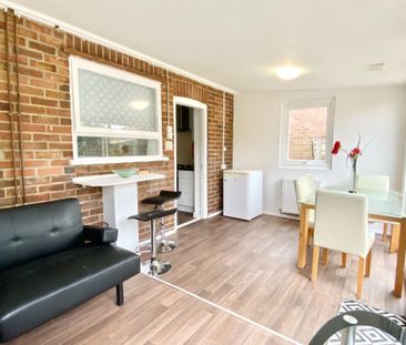 Beverley Road - Photo 3