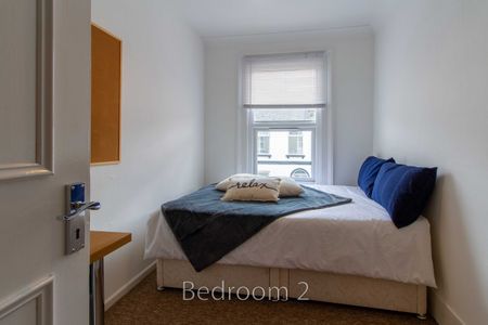 Room 5 - Photo 5