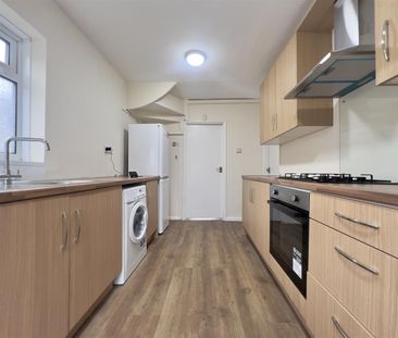 Craig Drive, Uxbridge, UB8 - Photo 2