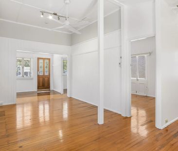 Freshly Updated Home with Outdoor Living & Low-Maintenance Appeal. ... - Photo 4