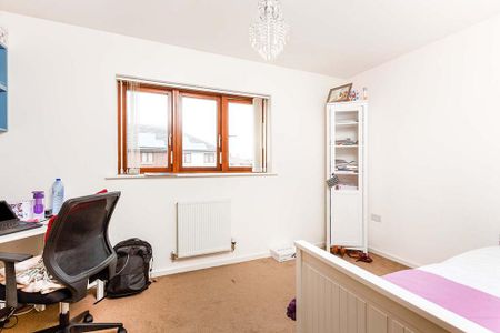 2 bedroom terraced house to rent - Photo 3