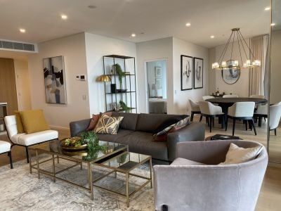 Stunning 3 Bedroom Corner Apartment - Total 172sqm - Photo 3