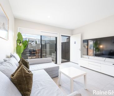 Fully Furnished 2-Bedroom Townhouse for Rent in Taylor - Photo 5