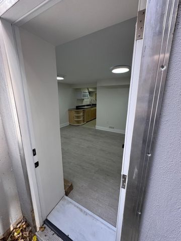 For Lease - 44 Royal Orchard Boulevard, Markham, Ontario - Photo 4