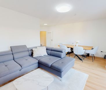 Moderne, helle Wohnung mit Einbauküche in attraktiver Lage von Laim - Photo 2