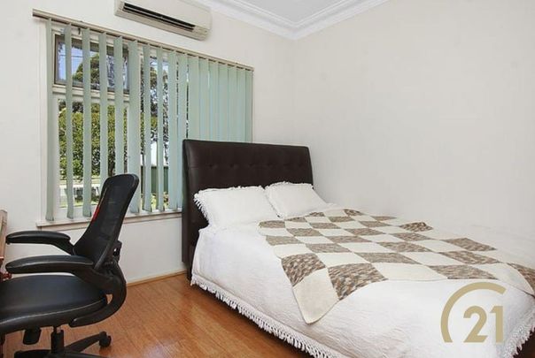 Well Presented&comma; Three Bedroom Family Home&excl; - Photo 1