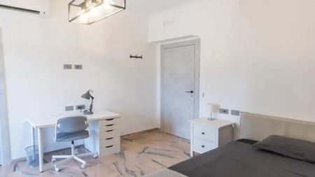 Via del Casale Sansoni, Rome, Lazio 00135 - Photo 5