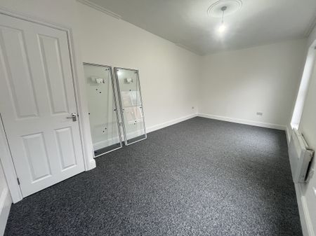 Broad Street, ., Bungay - Photo 4