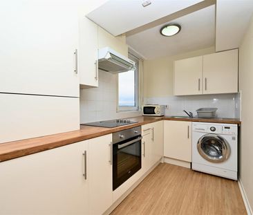 Apt 1107 Bradbury Court 10 Jubilee Road, Belfast, BT9 7JL - Photo 1