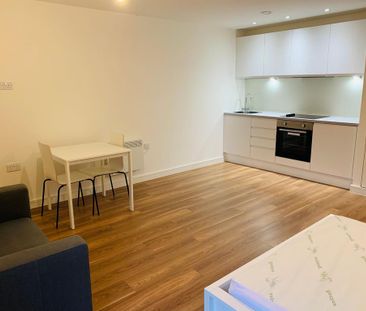 Studio to rent - Photo 4