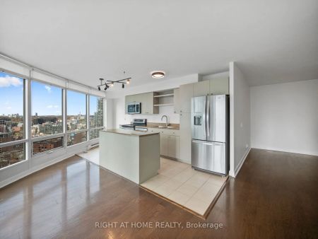 373 FRONT ST WEST Street #2903 - Photo 3