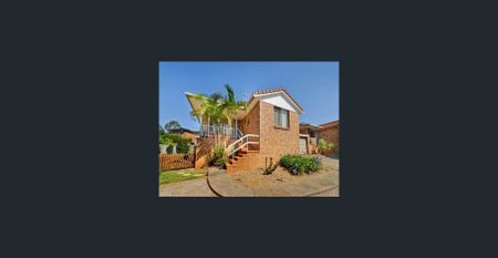 Charming 2-Bedroom Unit - Photo 5