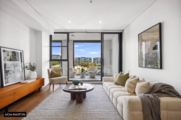 MGM MARTIN – TWO BEDROOM APARTMENT (USE W1 GATE, UNIT ON LEVEL 5) - Photo 1