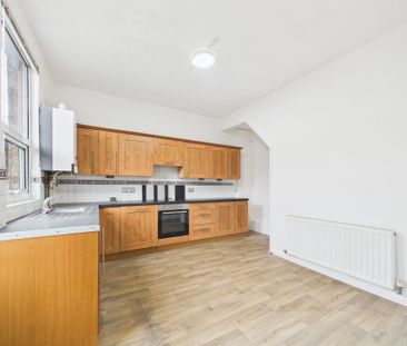 Oxford Street, Leigh, WN7 - Photo 1