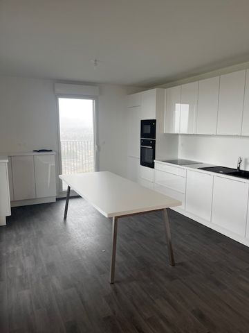 Louer appartement 4 pièces de 92 m² à Rennes (35200) - Photo 2