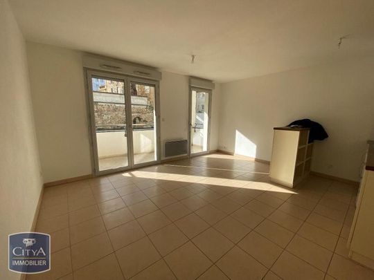 Location Appartement 2 pièces 42m² ST ETIENNE 42100 - Photo 1