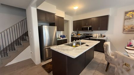 For Lease - 53 Jack Potts Way, Clarington, Ontario - Photo 2