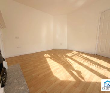 3 Bedroom Semi-Detached - Photo 1