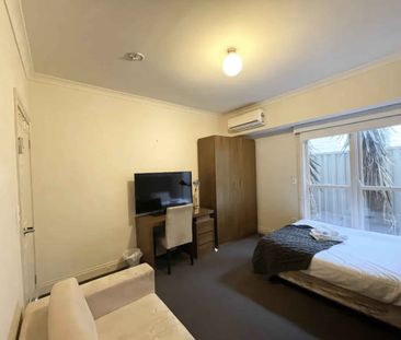 Room 5 (Non Ensuite) - Photo 6