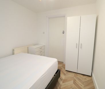 Room in a Shared Flat, John Barnes Walk, E15 - Photo 2