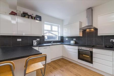 1 bedroom semi-detached house to rent - Photo 4