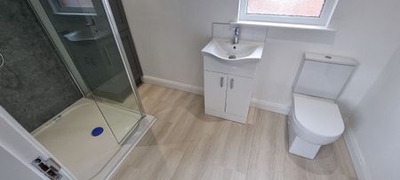 Apartment 3, 6 Eglantine Gardens, Belfast BT9 6EZ - Photo 5