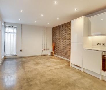 1 bedroom semi-detached house to rent - Photo 6