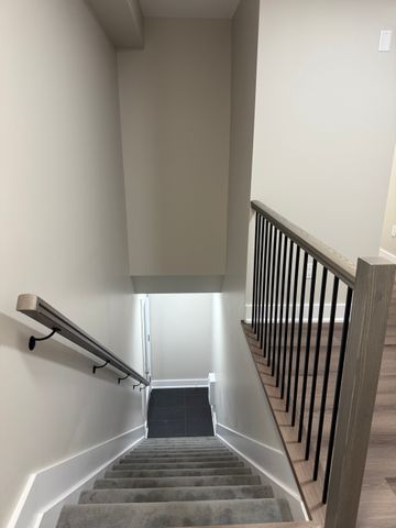 342 Fifth Avenue - Photo 3