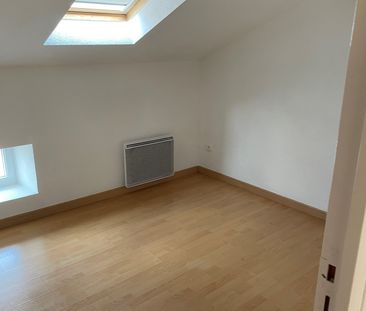 Location Appartement 3 pièces 43m² CHARLIEU 42190 - Photo 5