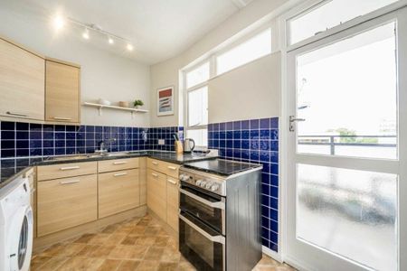 Churchill Gardens, Pimlico, SW1V - Photo 5