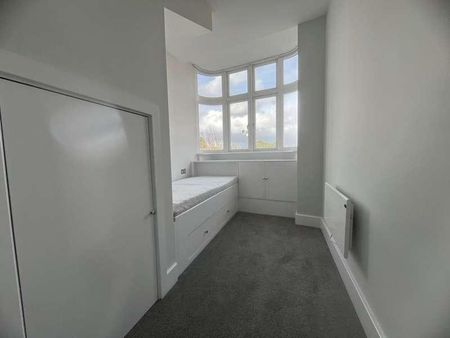 Queens Road, Westbourne, BH2 - Photo 2