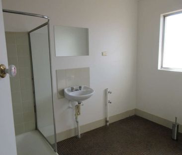 Low Maintenance Living 1km from the Beach! - Photo 2
