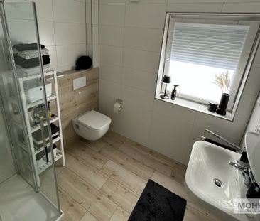 Moderne Dachgeschosswohnung in Top Lage in Westerstede - Photo 2