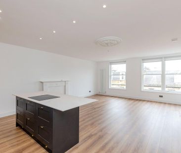 3 bedroom apartment to rent - Photo 2