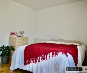 One-Bedroom Apartment for Rent in Verdun – Available 01/11/2025 - Photo 4