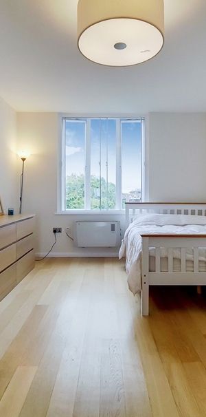 Studio Flat, Ears Court Road, W8 - Photo 1