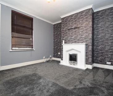 Ashdown Road, Wakefield - Photo 2