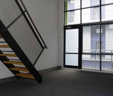 First Week Free in Webb Street! - Photo 2