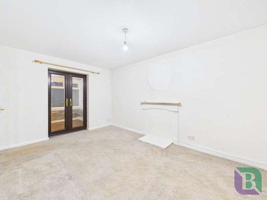 Hockliffe Brae, Walnut Tree, MK7 - Photo 1