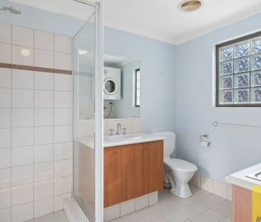 Stylish Living Meets Unbeatable Convenience - Photo 5