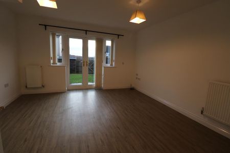 2 bedroom terraced house to rent - Photo 2