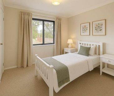 Mt Lawley Townhouse with beautiful large private yard - Photo 4