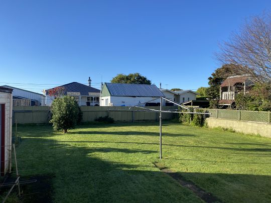 16 Disraeli Street, Hawera - Photo 1